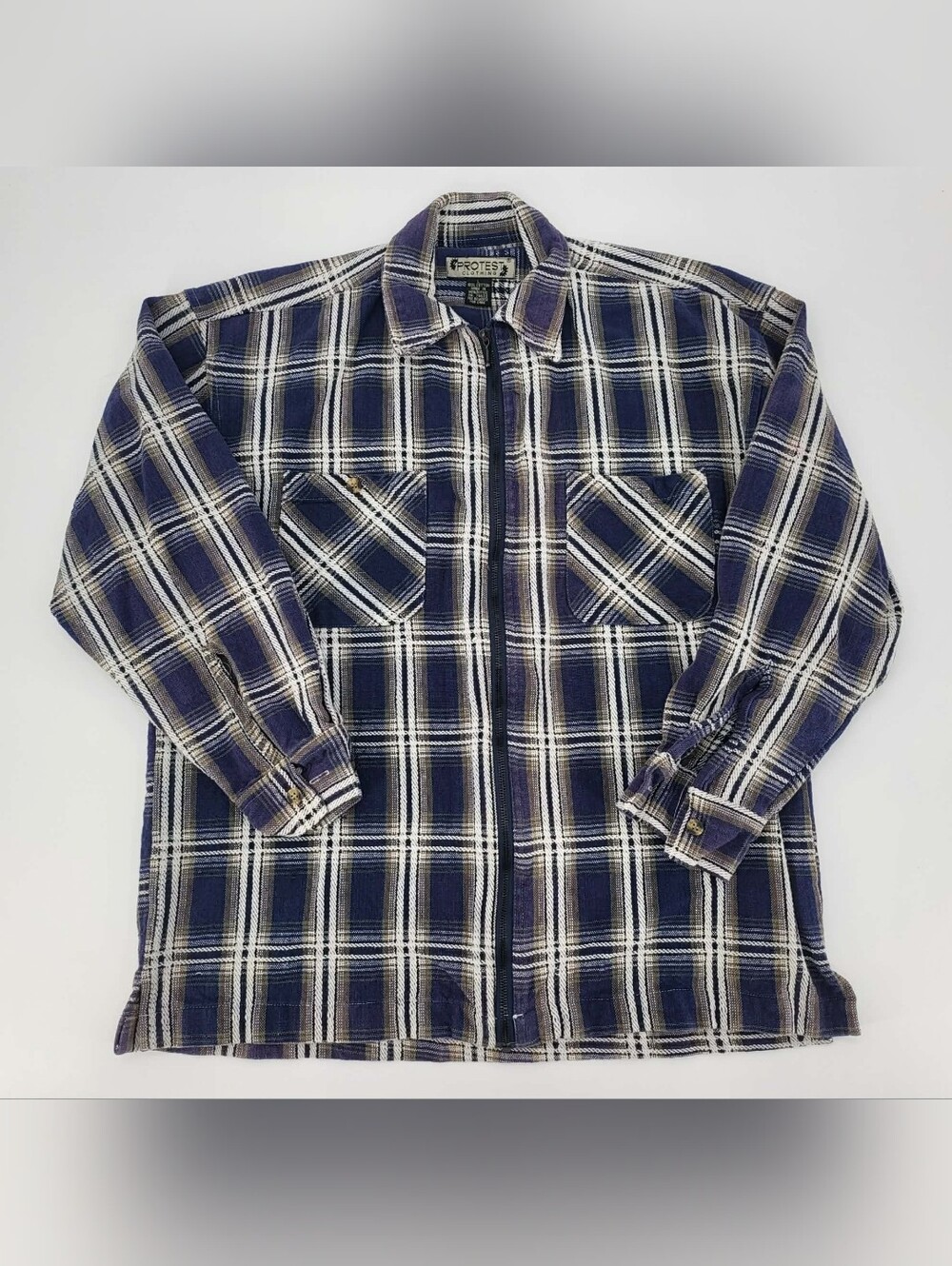 Men's Plaid Button-Front Casual Shirt Jacket in Navy